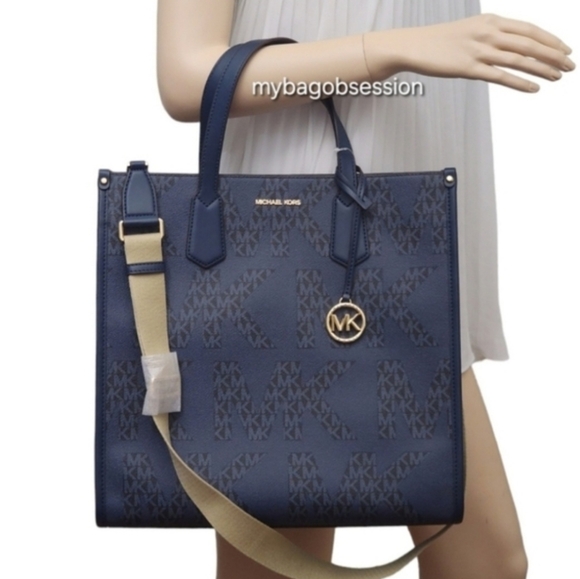 Michael Kors Maple Logo Large Blue Tote - Picture 9 of 10